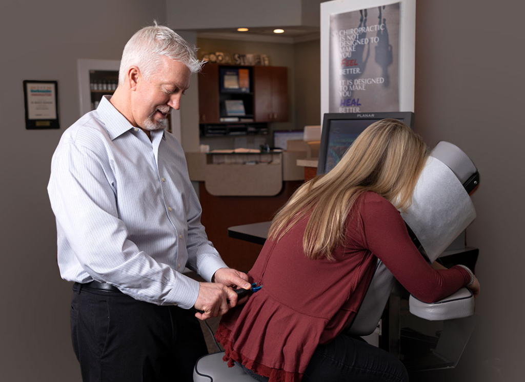 Dr. Mark Arsenault, treat patient hip pain